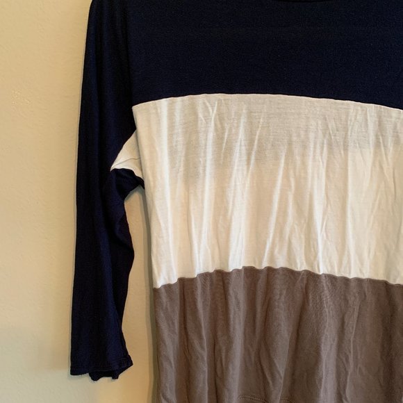 Striped Slightly Cropped Top - Picture 2 of 2